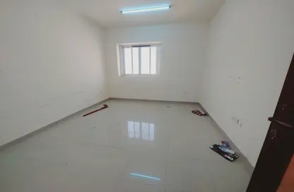 Apartment - 1 Bedroom - 1 Bathroom for rent in Fire Station Road - Muwaileh - Sharjah