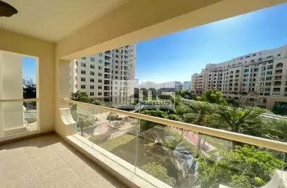 Apartment - 2 Bedrooms - 3 Bathrooms for rent in Al Shahla - Shoreline Apartments - Palm Jumeirah - Dubai