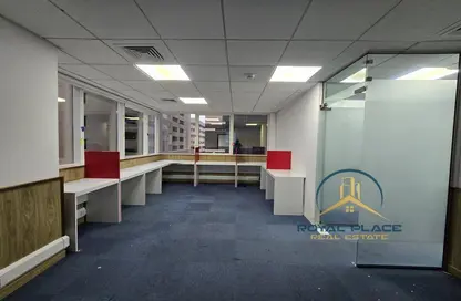 Office Space - Studio - 1 Bathroom for rent in Blue Tower - Sheikh Zayed Road - Dubai