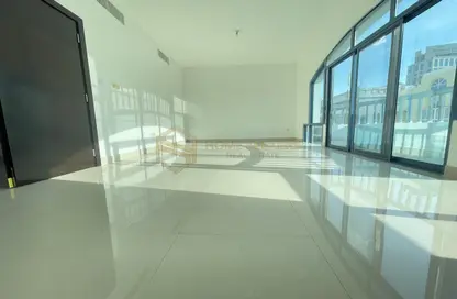 Apartment - 3 Bedrooms - 4 Bathrooms for rent in Electra Street - Abu Dhabi