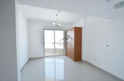 Apartment - Studio - 1 Bathroom for rent in Lakeside Tower C - Lakeside Residence - Dubai Production City (IMPZ) - Dubai