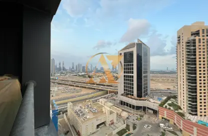 Apartment - 1 Bathroom for rent in Business Bay - Dubai