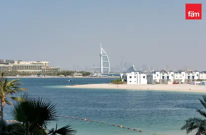 Apartment - 1 Bedroom - 2 Bathrooms for rent in Al Haseer - Shoreline Apartments - Palm Jumeirah - Dubai