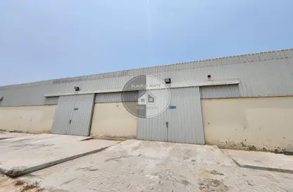 Warehouse - Studio - 2 Bathrooms for rent in Industrial Park - RAK FTZ - Ras Al Khaimah