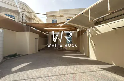 Villa - 5 Bedrooms - 7 Bathrooms for rent in Khalifa City - Abu Dhabi