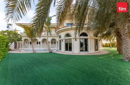 Villa - 5 Bedrooms - 6 Bathrooms for rent in Signature Villas Frond B - Signature Villas - Palm Jumeirah - Dubai