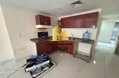 Apartment - 1 Bathroom for rent in Al Khan - Sharjah