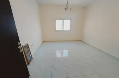 Apartment - 1 Bedroom - 1 Bathroom for rent in Muwailih Building - Muwaileh - Sharjah