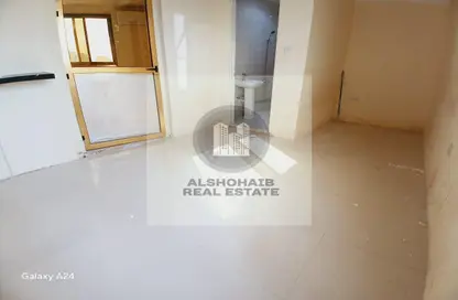 Apartment - 1 Bedroom - 1 Bathroom for rent in Muroor Area - Abu Dhabi