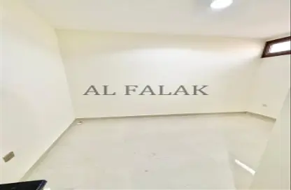 Apartment - 1 Bathroom for rent in Al Mushrif - Abu Dhabi