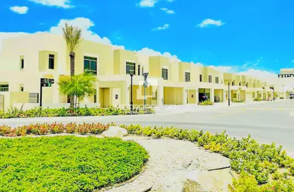 Townhouse - 3 Bedrooms - 4 Bathrooms for sale in Noor Townhouses - Town Square - Dubai