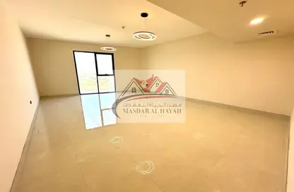 Apartment - 2 Bedrooms - 3 Bathrooms for rent in Muwaileh 29 Building - Muwaileh - Sharjah