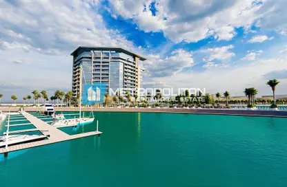 Apartment - 1 Bedroom - 2 Bathrooms for sale in The Bay Residence 2 - Yas Bay - Yas Island - Abu Dhabi