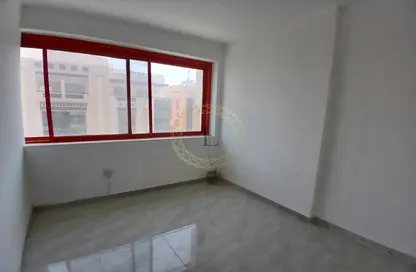 Office Space - Studio - 1 Bathroom for rent in Khalifa Street - Central District - Al Ain