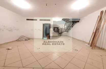 Apartment - 3 Bedrooms - 3 Bathrooms for rent in Corniche Road - Abu Dhabi