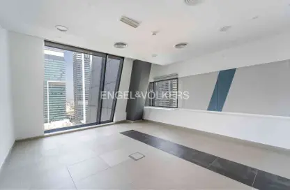 Office Space - Studio - 1 Bathroom for rent in Iris Bay - Business Bay - Dubai