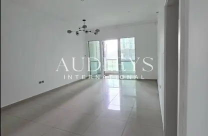 Apartment - 1 Bedroom - 2 Bathrooms for sale in Marina Pinnacle - Dubai Marina - Dubai