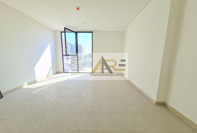 Apartment - 2 Bedrooms - 3 Bathrooms for rent in Sarab 2 - Aljada - Sharjah