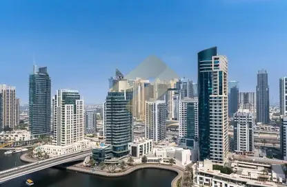 Apartment - 1 Bedroom - 2 Bathrooms for rent in Fairfield Tower - Park Island - Dubai Marina - Dubai