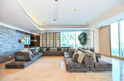 Penthouse - 4 Bedrooms - 5 Bathrooms for rent in Le Reve - Dubai Marina - Dubai