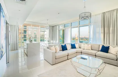 Apartment - 3 Bedrooms - 3 Bathrooms for sale in Sunrise Bay - EMAAR Beachfront - Dubai Harbour - Dubai