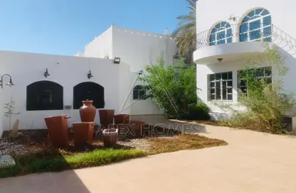 Villa - 5 Bedrooms - 7 Bathrooms for sale in Al Dhafrah Street - Al Mushrif - Abu Dhabi