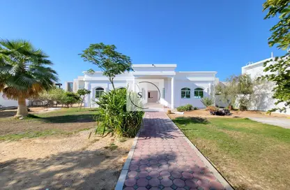 Villa - 4 Bedrooms - 4 Bathrooms for rent in Al Barsha 2 Villas - Al Barsha 2 - Al Barsha - Dubai