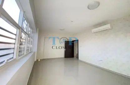 Apartment - 2 Bedrooms - 2 Bathrooms for rent in Civic Center - Al Jimi - Al Ain