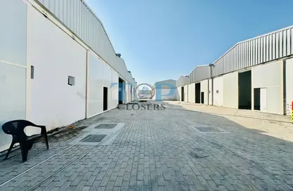 Warehouse - Studio - 1 Bathroom for rent in Wadi AL AIN 1 - Al Noud - Al Ain