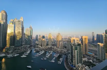 Apartment - 3 Bedrooms - 4 Bathrooms for rent in No.9 - Dubai Marina - Dubai