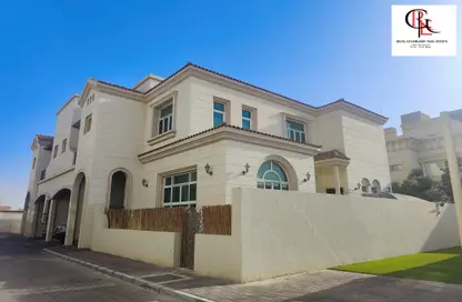 Villa - 4 Bedrooms - 5 Bathrooms for rent in Mohamed Bin Zayed Centre - Mohamed Bin Zayed City - Abu Dhabi