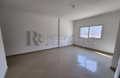 Apartment - 1 Bedroom - 2 Bathrooms for rent in Tower 10 - Al Reef Downtown - Al Reef - Abu Dhabi