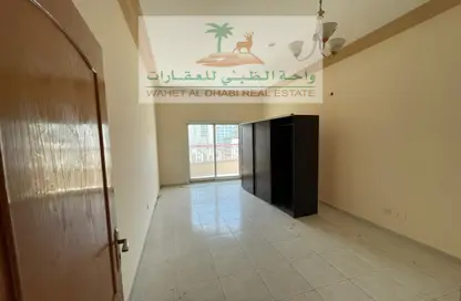 Apartment - 1 Bedroom - 1 Bathroom for rent in Qasimia 10 building - Al Mahatta - Al Qasimia - Sharjah