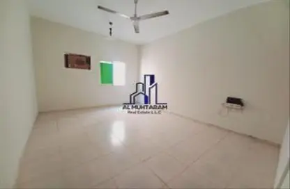 Apartment - Studio - 1 Bathroom for rent in Industrial Area 1 - Sharjah Industrial Area - Sharjah