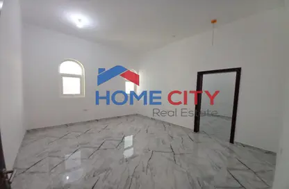 Apartment - 2 Bedrooms - 1 Bathroom for rent in Madinat Al Riyad - Abu Dhabi