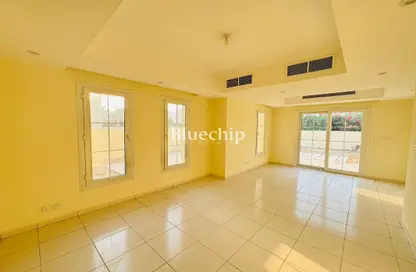 Villa - 3 Bedrooms - 3 Bathrooms for rent in Springs 3 - The Springs - Dubai