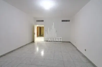 Apartment - 3 Bedrooms - 3 Bathrooms for rent in Hamdan Street - Abu Dhabi