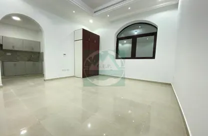 Apartment - 1 Bathroom for rent in Shakhbout City - Abu Dhabi