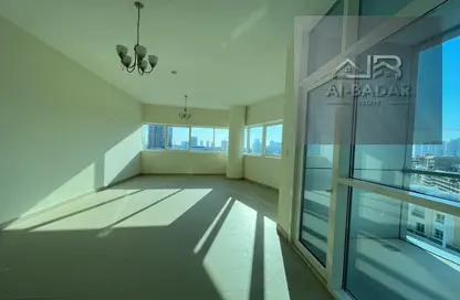 شقة - 2 غرف نوم - 3 حمامات للايجار في الضاحية 12 - قرية الجميرا سركل - دبي