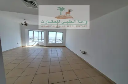 Apartment - 2 Bedrooms - 3 Bathrooms for rent in Dhubian Tower - Al Majaz 2 - Al Majaz - Sharjah