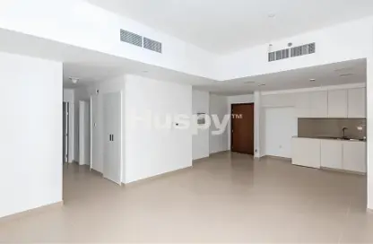 Apartment - 2 Bedrooms - 2 Bathrooms for rent in Zahra Breeze Apartments 3A - Zahra Breeze Apartments - Town Square - Dubai