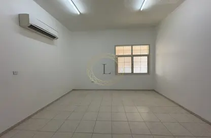 Apartment - 2 Bedrooms - 2 Bathrooms for rent in Bida Bin Ammar - Asharej - Al Ain