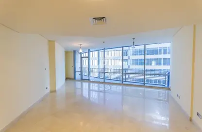 Apartment - 2 Bedrooms - 3 Bathrooms for sale in Sky Gardens - DIFC - Dubai