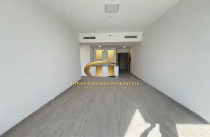 Apartment - 1 Bedroom - 2 Bathrooms for rent in Luma 22 - Jumeirah Village Circle - Dubai