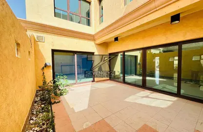 Villa - 4 Bedrooms - 5 Bathrooms for rent in Al Salam Street - Abu Dhabi