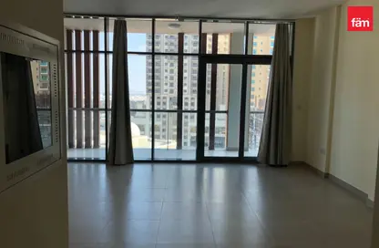 Apartment - 1 Bathroom for sale in Dubai Wharf Tower 2 - Culture Village - Dubai