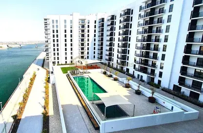 Apartment - 2 Bedrooms - 3 Bathrooms for rent in Waters Edge - Yas Island - Abu Dhabi