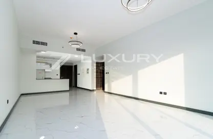 Apartment - 2 Bedrooms - 2 Bathrooms for rent in Rukan 1 - Rukan - Dubai