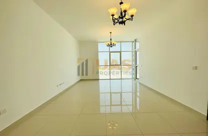 Apartment - 1 Bedroom - 2 Bathrooms for rent in Jumeirah Garden City - Al Satwa - Dubai