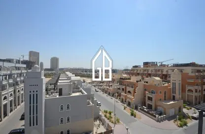 Villa - 4 Bedrooms - 5 Bathrooms for rent in Al Barsha South - Al Barsha - Dubai